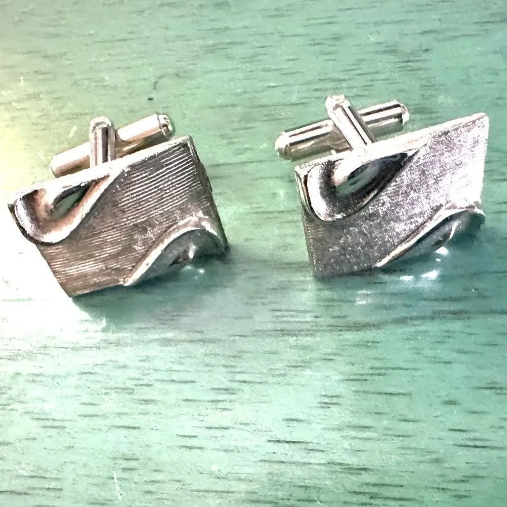 Silver tone vintage cuff links